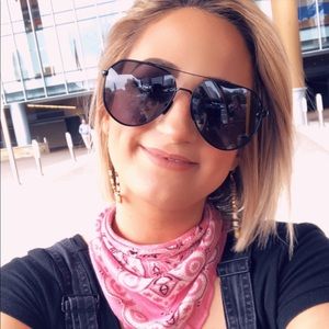 DIFF Sunglasses - Jesse James Decker